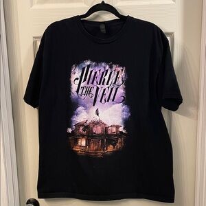 Hot topic- Gildan Softstyle Black T-Shirt